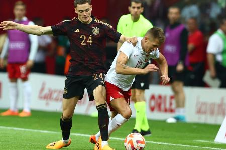 Flick glaubt an Wirtz - Lob für Thiaw