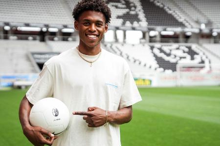 Freiburg verpflichtet Österreicher Adamu