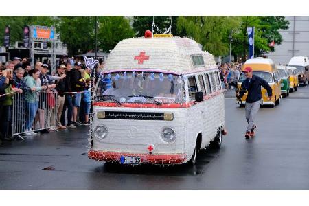 VW Bus Konvoi Twinkel Run