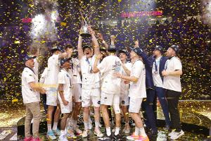 Champions League: Trio um Titelverteidiger Bonn dabei