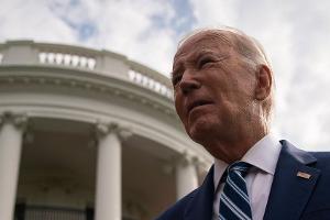 US-Präsident hat Schlafprobleme: Joe Biden trägt nachts eine Maske