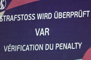 VAR-Entscheidungen bei WM werden am Mikrofon erklärt
