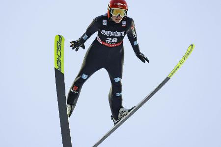 Freitag holt Bronze auf der Großschanze - Kriznar gewinnt