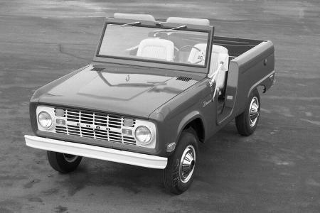 Anderson Composits Bronco Roadster