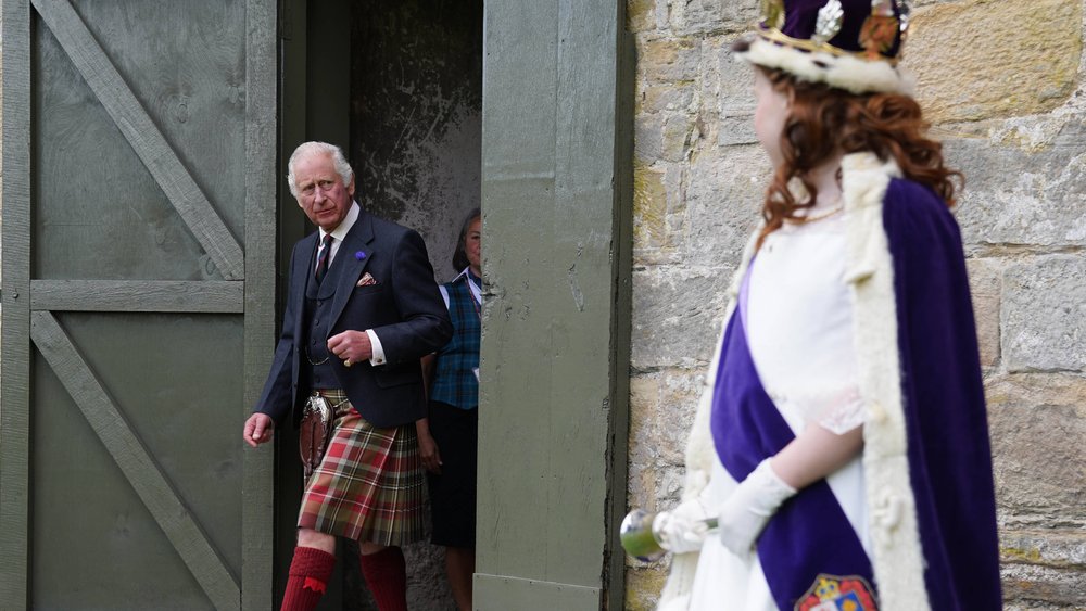 K nig Charles III In Schottland Erster Holyrood Termin Im Kilt k-nig-charles-iii-in-schottland-erster-holyrood-termin-im-kilt