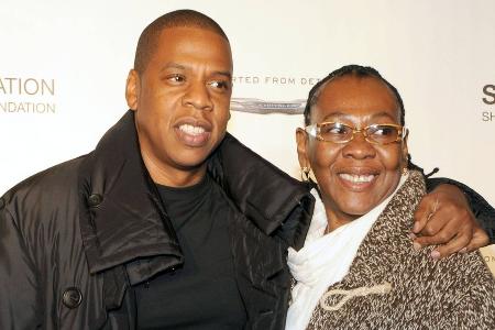 Jay-Zs Mutter Gloria Carter hat ihre langjährige Partnerin geheiratet