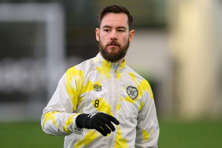 Fürth verpflichtet Kiomourtzoglou von den Hearts