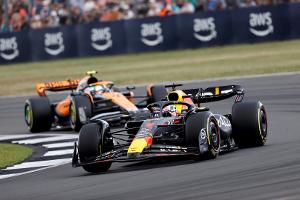 Formel 1: Verstappen siegt in Silverstone