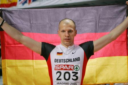 Unger gratuliert Rekordmann Hartmann: 