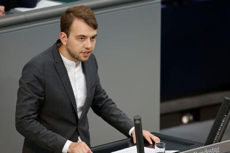 Krämer und Poschmann verteidigen Kürzungen für den Sport