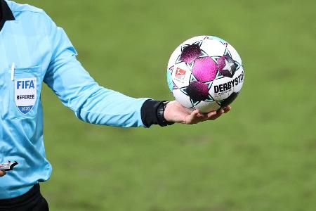 DFB vermeldet steigende Zahlen bei Schiri-Neulingen