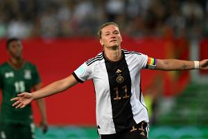 "Gleiche Kategorie": VW-Boss Blume vergleicht Popp mit Messi