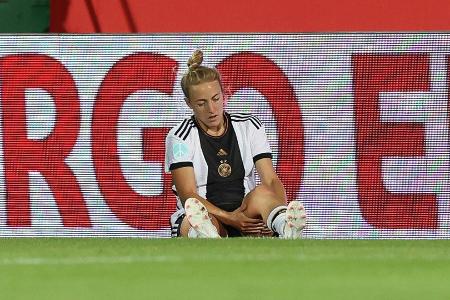 Simon nach Kreuzbandriss operiert: 