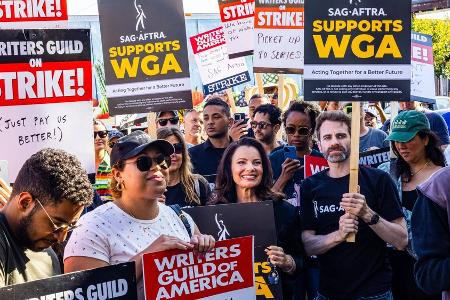 Ergebnis einer Abstimmung: Hollywood-Schauspieler treten in Streik