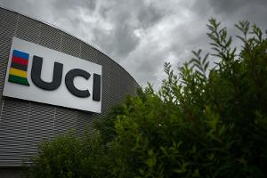 UCI: Transfrauen nur in Männerrennen startberechtigt