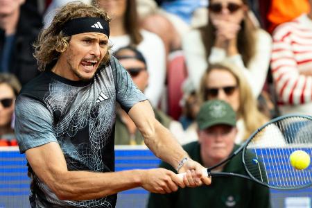 Tennis: Zverev müht sich ins Achtelfinale von Bastad