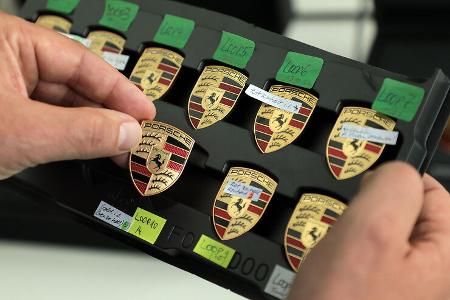 Neues Porsche Wappen Logo Emblem 2023