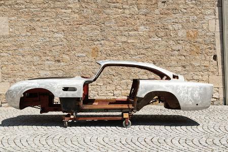 Aston Martin DB5 Sports Saloon (1964)