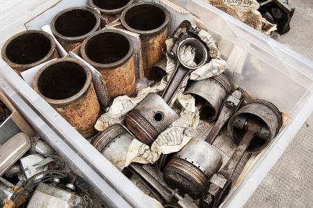 Aston Martin DB5 Sports Saloon (1964)