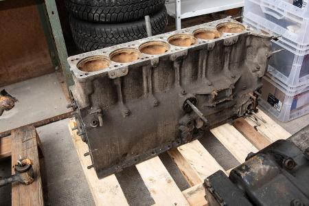 Aston Martin DB5 Sports Saloon (1964)