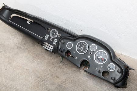 Aston Martin DB5 Sports Saloon (1964)