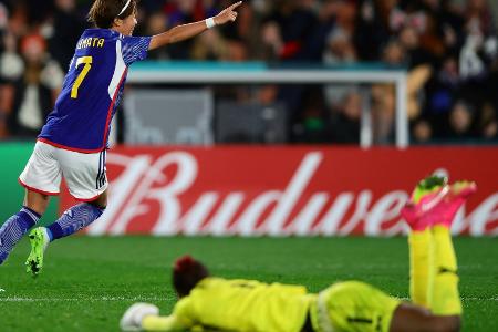 Miyazawa trifft doppelt: Japan schlägt Sambia deutlich