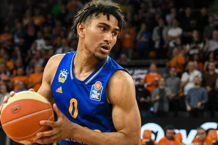 Basketball-Nationalspieler Lo von Berlin nach Mailand