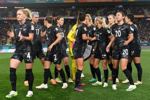 "Nicht ideal": Neuseelands Team nach Feuer evakuiert