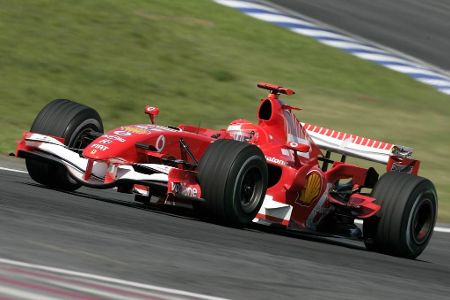 Schnellste Rennrunden für ein Team - Nur noch drei schnellste Rennrunden fehlen Lewis Hamilton (bei und mit Mercedes), um Schumachers Rekord von 53 zu überbieten, den er in seiner Zeit bei der Scuderia Ferrari aufstellte.