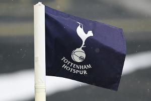 Tottenham-Besitzer Lewis wegen Insiderhandels angeklagt