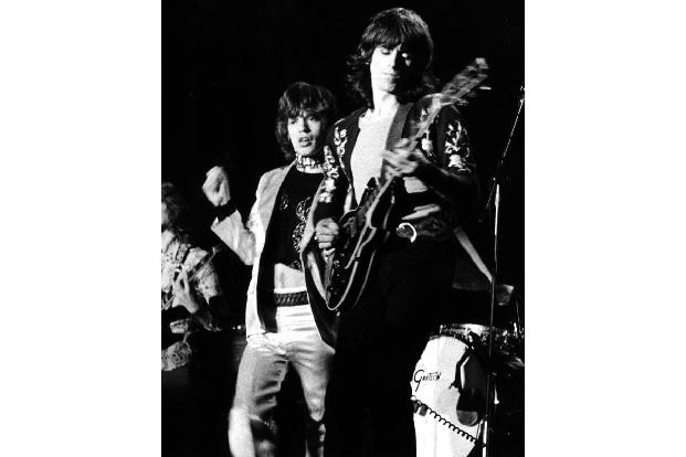 Sie schrieben als Sänger und Gitarrist der Rolling Stones gemeinsam Musikgeschichte, und beide feiern in diesem Jahr ihren 80. Geburtstag. Als erster ist Mick Jagger an der Reihe. Wir haben ein paar F ...