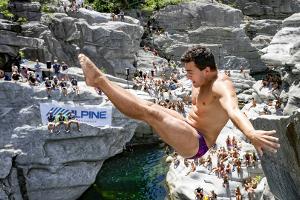 WM-Debütant Halbisch springt auf Rang 18