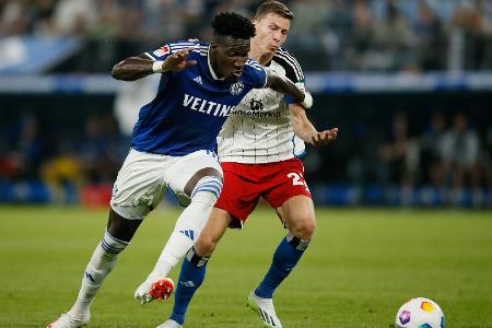 Spektakulärer Zweitliga-Start: HSV schlägt Schalke mit 5:3