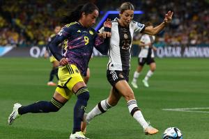 Verteidigerin Doorsoun erleidet muskuläre Verletzung