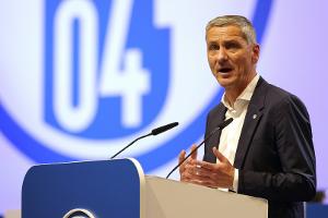 Schalke und Vorstandsboss Schröder trennen sich