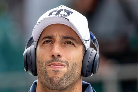 Daniel Ricciardo (AlphaTauri/0 Punkte) - Note 3,0 - Der Australier kam im Red-Bull-Juniorteam nach dem Rasuwurf von de Vries zum Zug, überzeugte beim ersten Rennen in Ungarn auf Anhieb. Wurde beim Belgien-GP zuletzt aber von Garagen-Nachbar Tsunoda abgekocht. Insgesamt ein solides Comeback, für eine echte Bewertung ist es aber noch zu früh.