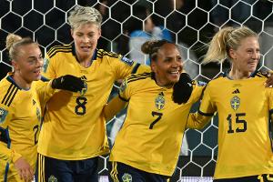 Schweden im Achtelfinale gegen Titelverteidiger USA