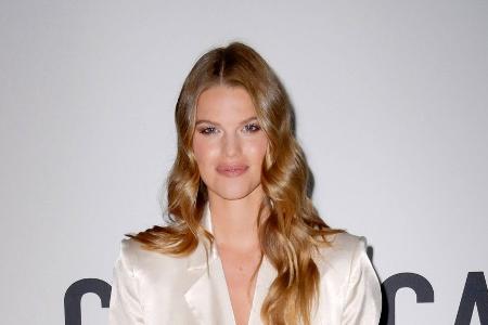 Das deutsche Model Kim Riekenberg hat geheiratet