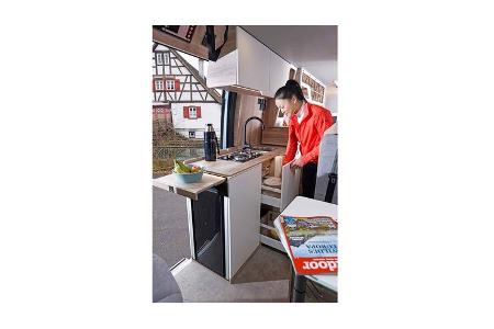 Hannes Camper grosser Camper Kueche f