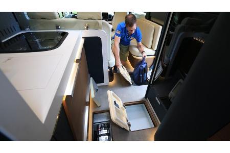 Doppelboden, Bodenfächer