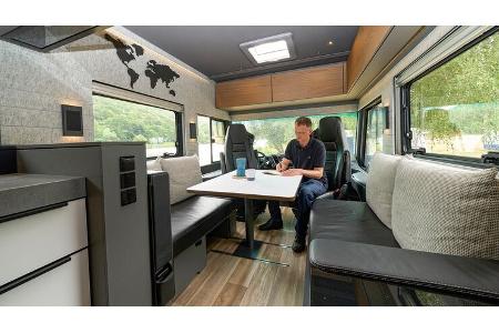 Niesmann+Bischoff Flair (2023)