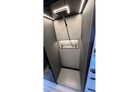 Niesmann + Bischoff Flair (2023)