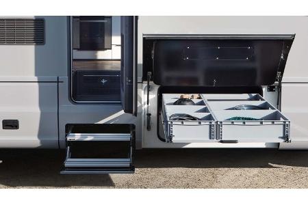 Niesmann + Bischoff Flair (2023)