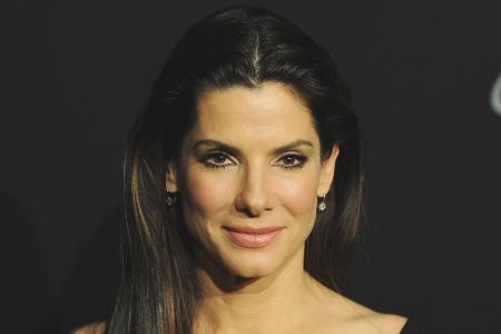 Sandra Bullocks Beziehung steckt angeblich in einer Krise