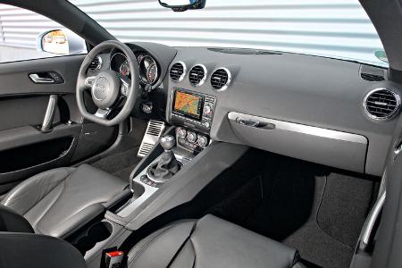 Audi TT, Cockpit