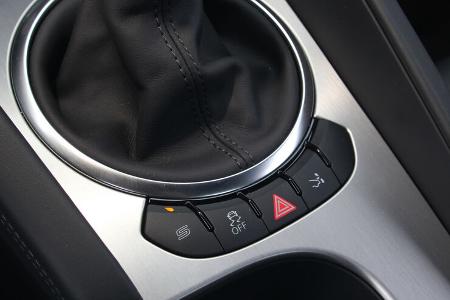 Audi TT, Bedienelemente