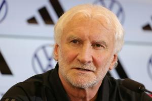 Völler sieht kein allgemeines Problem im deutschen Fußball