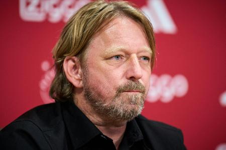 Medien: Ajax-Aufsichtsrat untersagt Mislintat Transfer