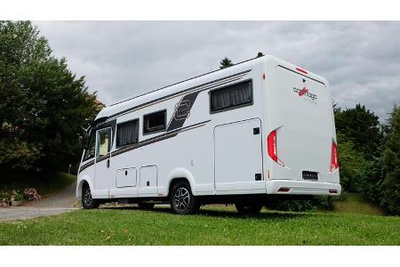 Heckansicht, integriertes Wohnmobil