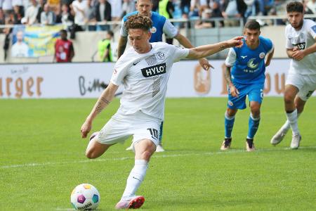 Elversberg verlängert mit Topscorer Rochelt